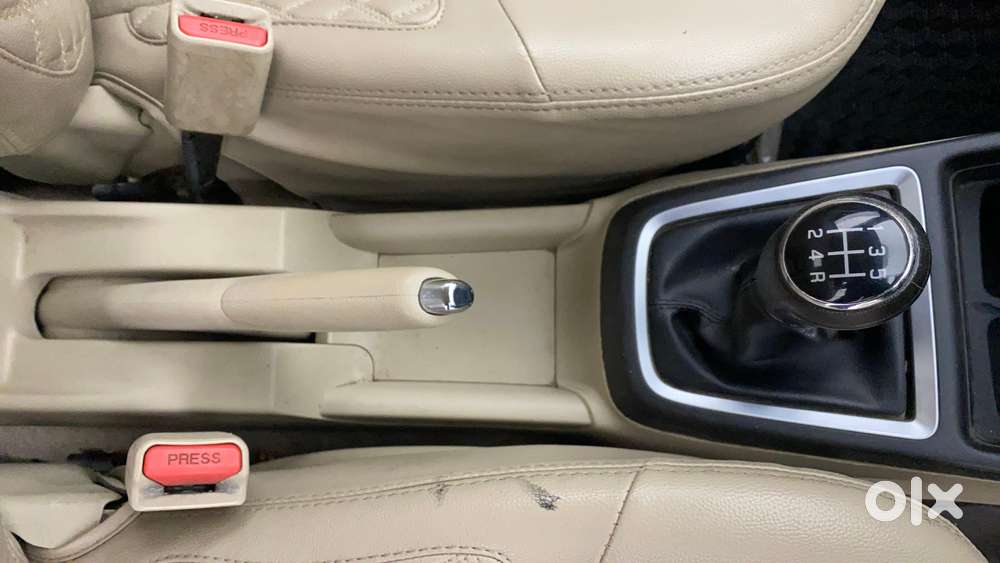 Maruti Suzuki Swift Dzire 1.2 Vxi Bsiv, 2022, Petrol