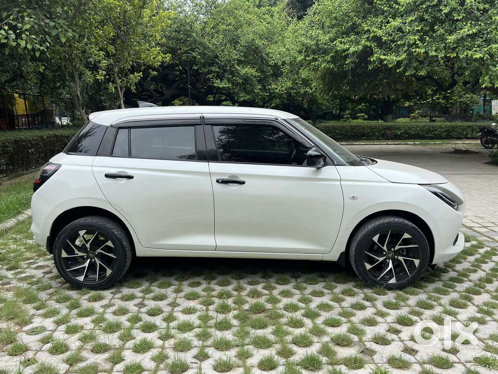 Maruti Suzuki Swift Lxi Optional-o, 2024, Petrol