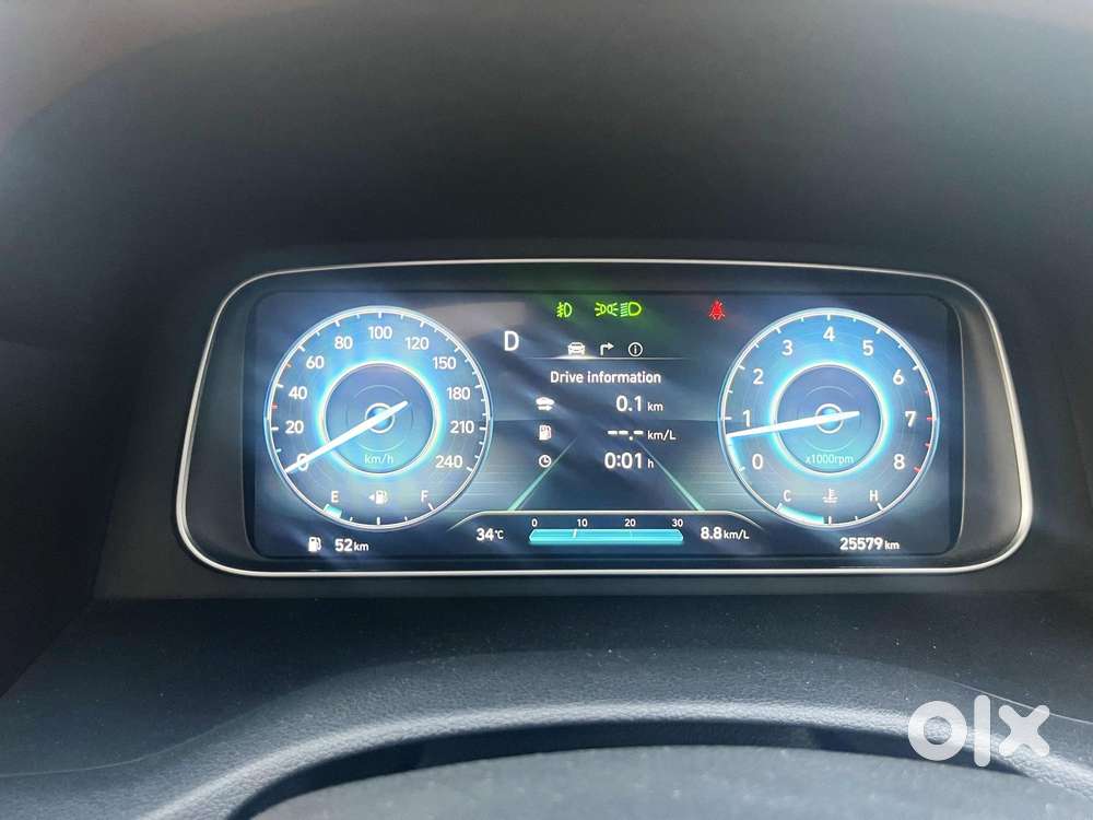 Hyundai Alcazar 1.5 Tdct Signature (o) 7s Petrol, 2023, Petrol