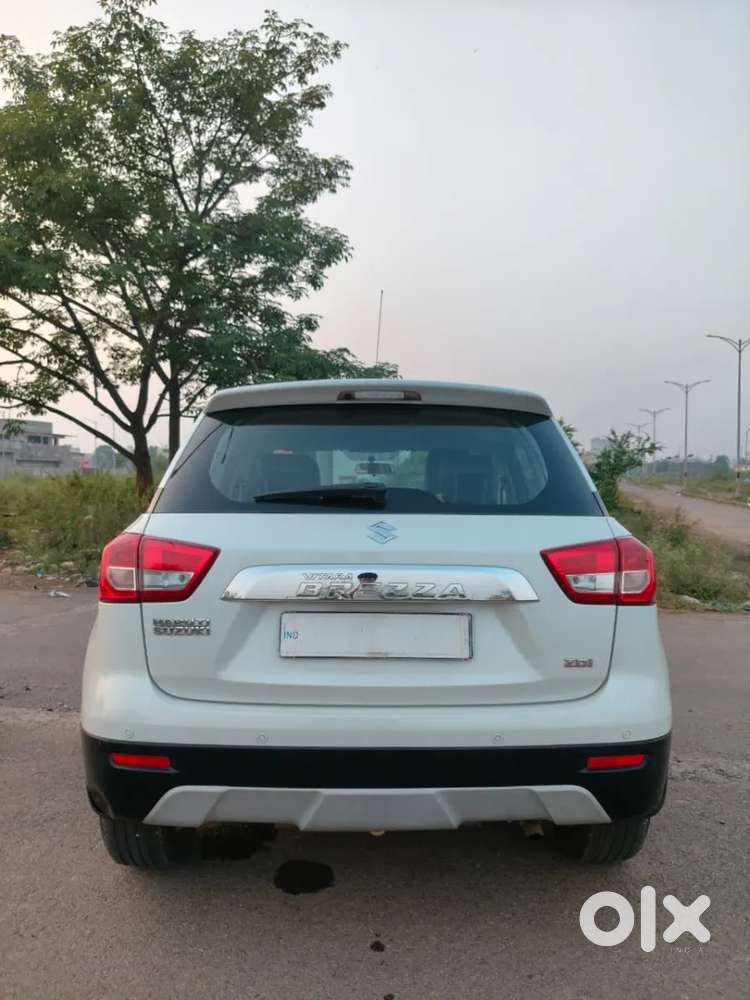 Maruti Suzuki Vitara Brezza Zdi, 2017, Diesel