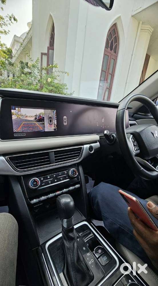 Mahindra Xuv700 2.2 Ax 7 Diesel At Luxury Pack Str, 2023, Diesel