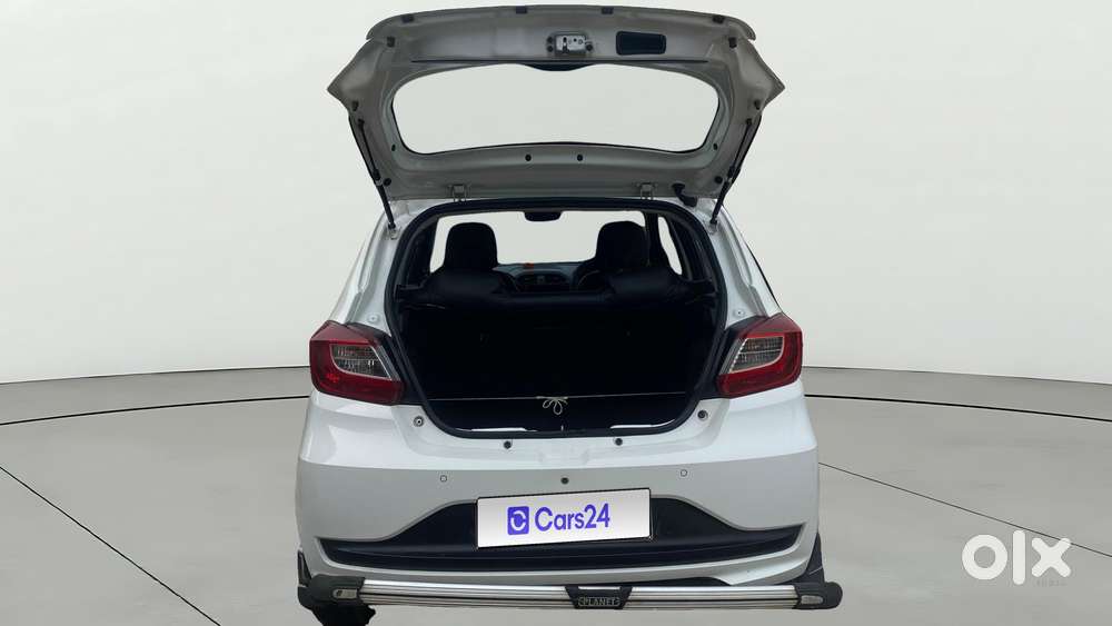 Tata Tiago Xe, 2021, Petrol