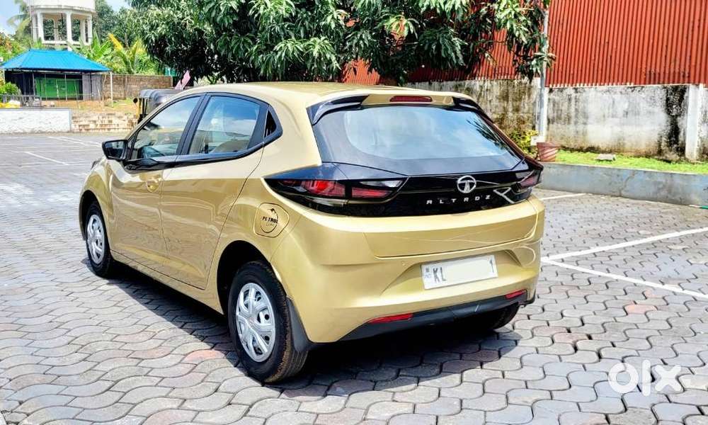 Tata Altroz 1.2 Xe, 2020, Petrol
