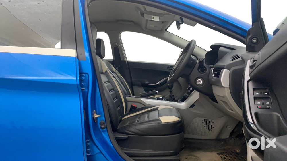 Tata Nexon 1.2 Revotron Xt, 2018, Petrol