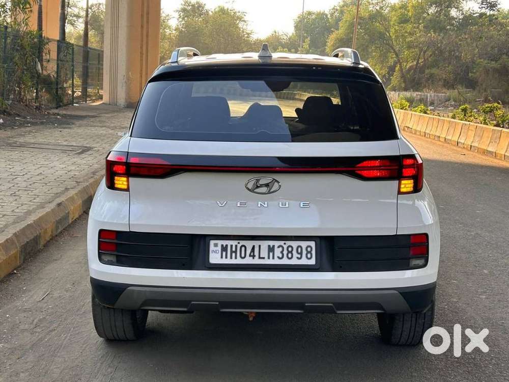 Hyundai Venue Sx (o) Mt 1.5 Diesel, 2023, Diesel