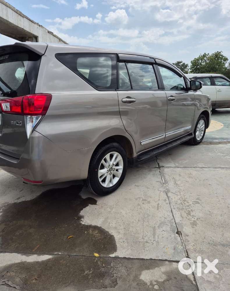 Toyota Innova Crysta 2.7 Gx At, 2019, Diesel