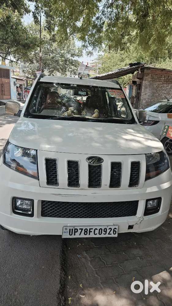 I M Selling My Xuv Car Tuv 3oo T10
