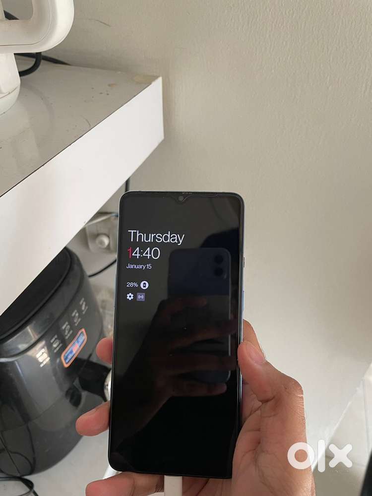 One Plus 7t - Mobile Phones in Sector 76, Noida - 1832140608