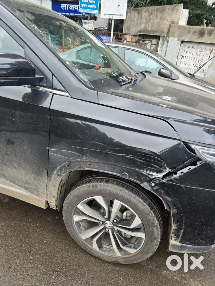 Mg Hector Plus 2024 Petrol 7500 Km Driven