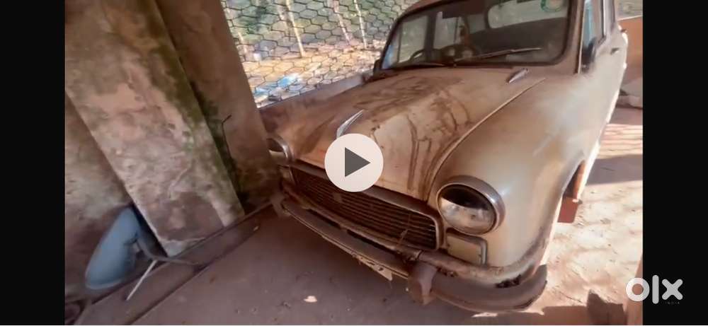 Ambassador Ambassador 1986 Petrol 100000 Km Driven