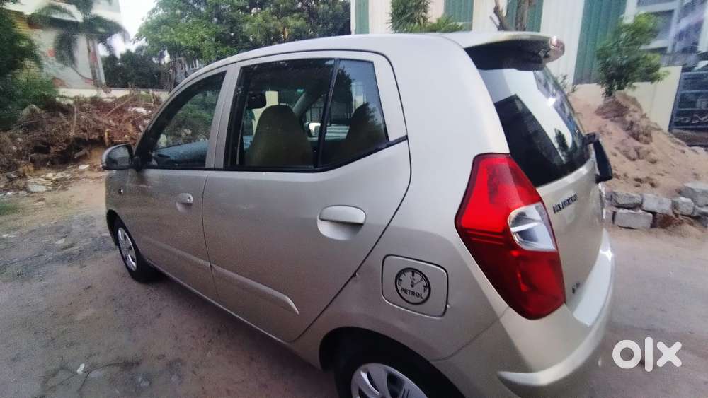 Hyundai I10 Sportz, 2011, Petrol