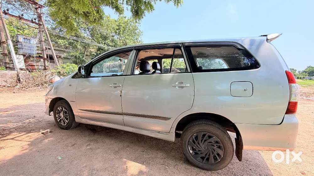 2013 Toyota Innova 2.5 Diesel Ps Taxi Board