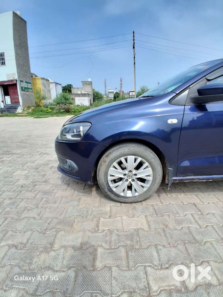 Volkswagen Vento 1.5 Tdi Comfortline At, 2015, Petrol