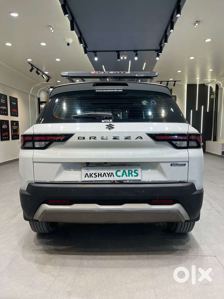 Maruti Suzuki Brezza 1.5 Zxi Smart Hybrid, 2023, Petrol