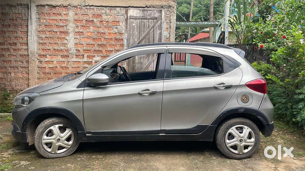 Urgent Sale: 2017 Tata Tiago Petrol (nrg )
