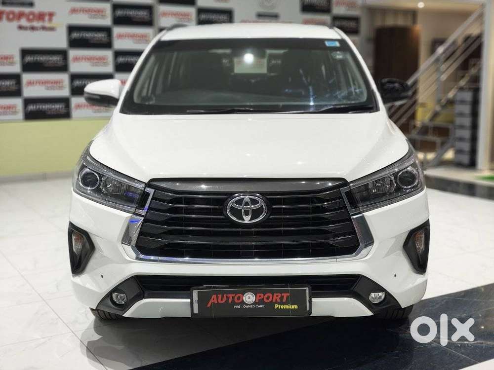 Toyota Innova Crysta