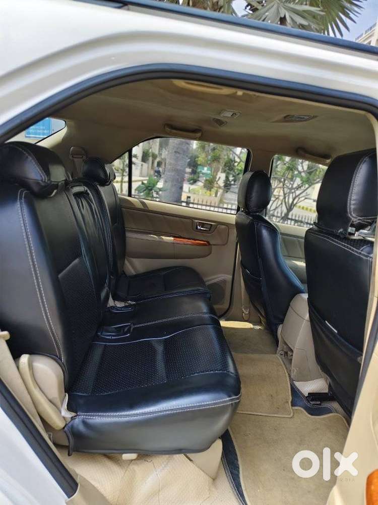 Toyota Fortuner 3.0 4x4 Manual, 2011, Diesel