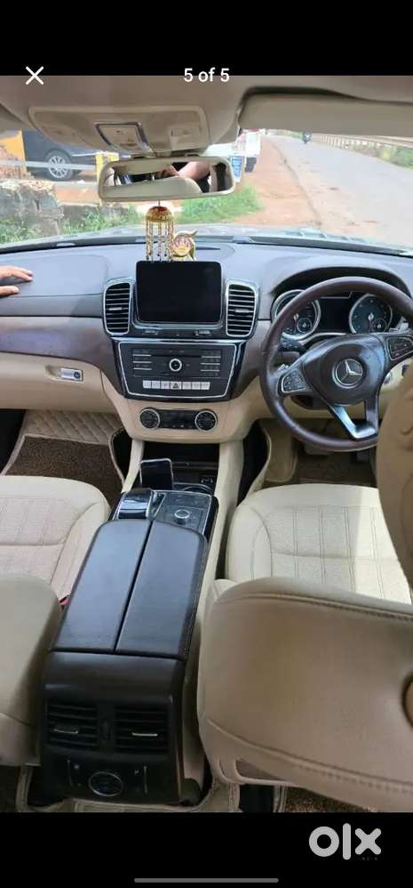 Mercedes Benz Gls350d