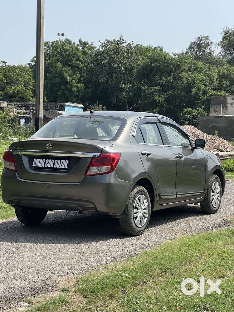 Maruti Suzuki Dzire 1.2 Vxi, 2023, Petrol