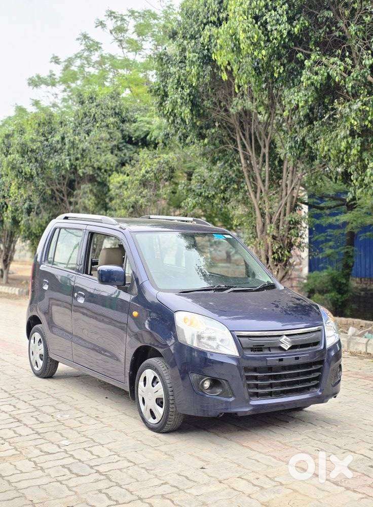Maruti Suzuki Wagon R Vxi Amt1.2, 2017, Petrol