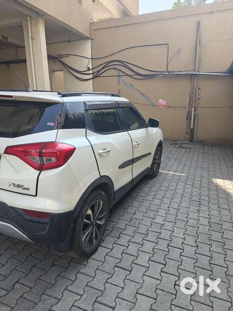 Mahindra Xuv300 2021 Diesel Well Maintained