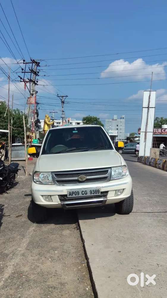 Tata Safari Dicor 2011