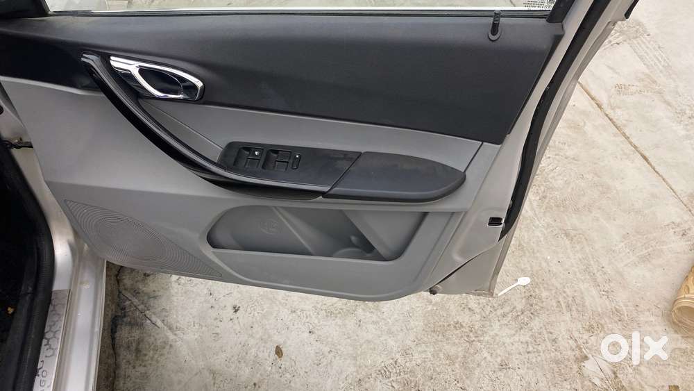 Tata Tiago 1.2 Revotron Xz Plus, 2020, Petrol