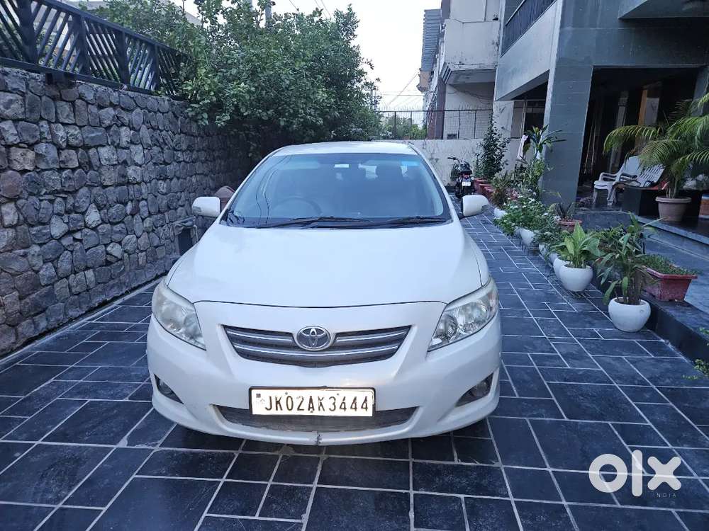 Toyota Corolla Altis 2009 Petrol 80000 Km Driven