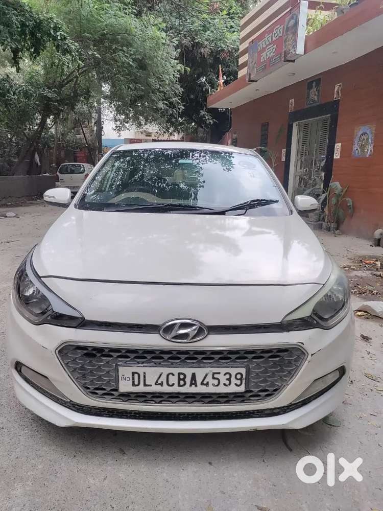 Hyundai I20 2015 Cng & Hybrids 61000 Km Driven
