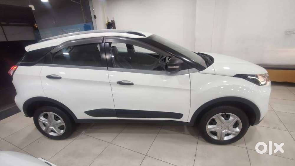 Tata Nexon 1.5 Revotorq Xt, 2020, Petrol