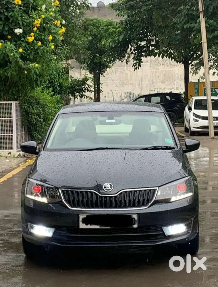 Skoda Rapid 2021 Petrol 48000 Km Driven Under Warranty