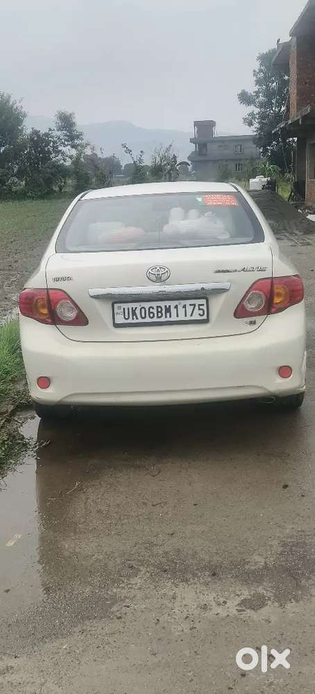 Toyota Corolla Altis Petrol 2010