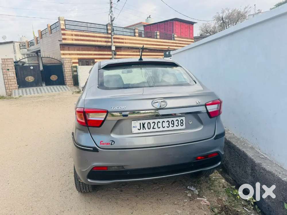 Fresh Car With Full Modification Alloys And Seat Covers