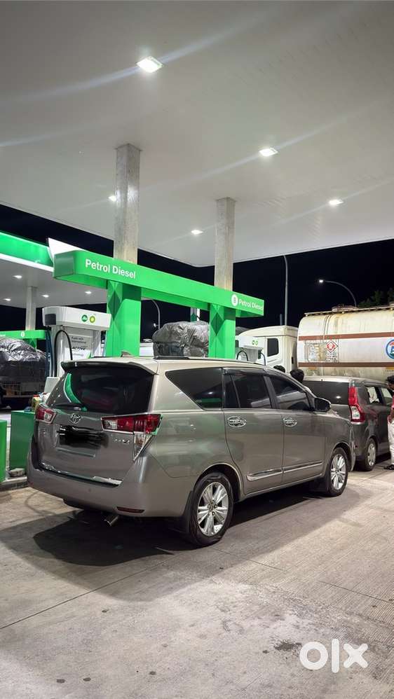 Toyota Innova Crysta Diesel 2016