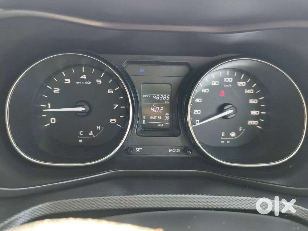 Tata Nexon 1.5 Revotorq Xz Plus Dual Tone, 2018, Petrol