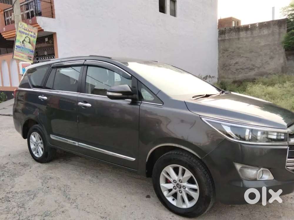 Toyota Innova Crysta Diesel 2016