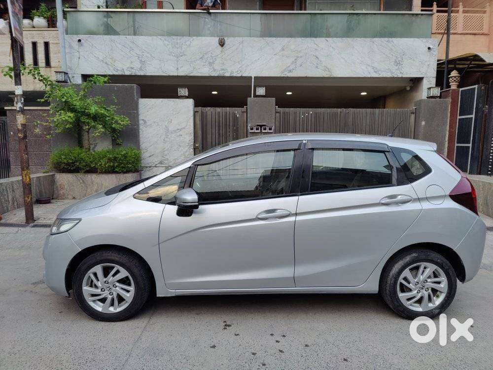 Honda Jazz V Mt Privilege, 2017, Petrol