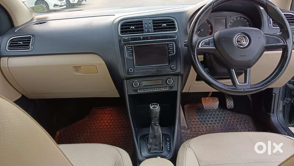 Skoda Rapid Elegance 1.6 Mpfi At, 2017, Petrol