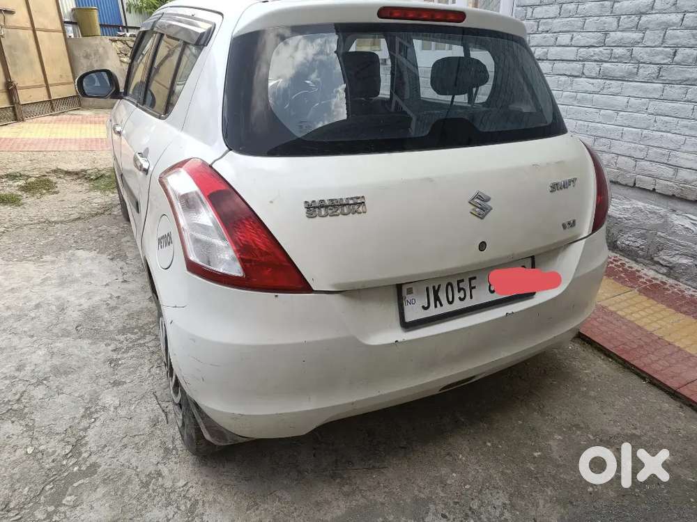 Maruti Suzuki Swift Vxi 2017