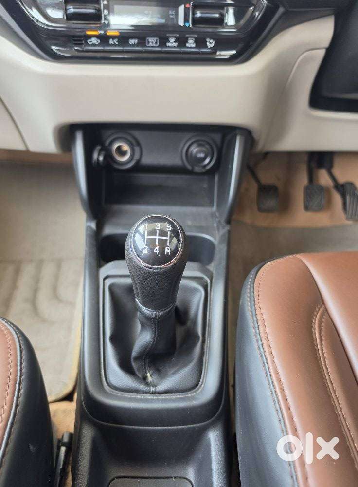 Maruti Suzuki Dzire 1.2 Vxi, 2025, Petrol