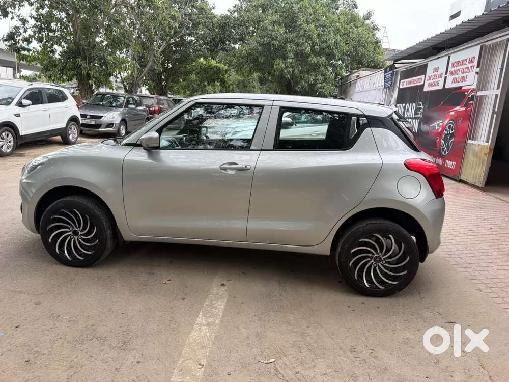 Maruti Suzuki Swift Lxi, 2022, Petrol