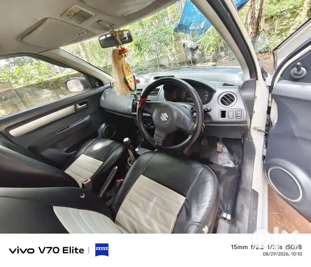 Maruti Suzuki Swift Vxi 2011