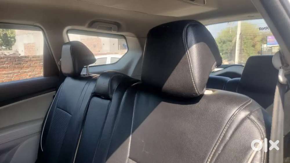 Mahindra Marazzo 2019 Diesel 70000 Km Driven