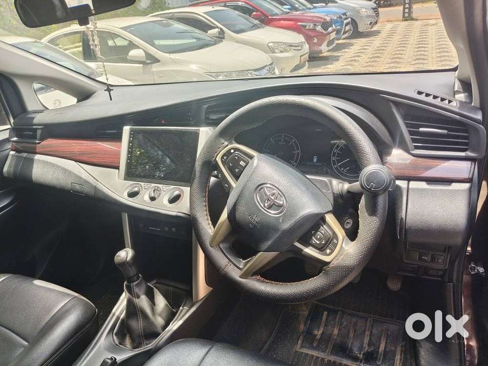 Toyota Innova Crysta 2.4 Gx Mt 8s, 2017, Diesel