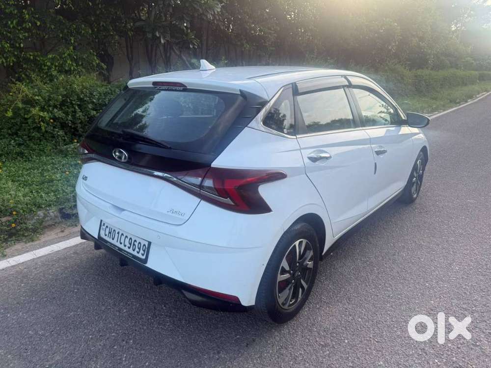 Hyundai I20 Asta (o) 1.2 Ivt, 2020, Petrol