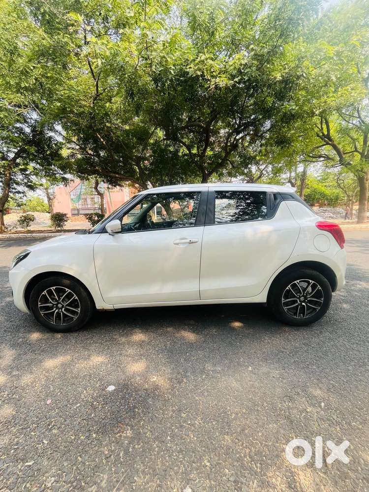 Maruti Suzuki Swift Zxi Plus Dual Tone, 2019, Petrol