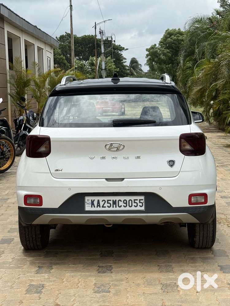 Hyundai Venue 1.5 Crdi Sx (o) Dual Tone, 2020, Diesel