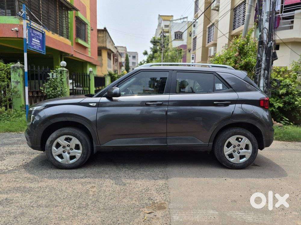 Hyundai Venue S Mt 1.2 Kappa, 2022, Petrol