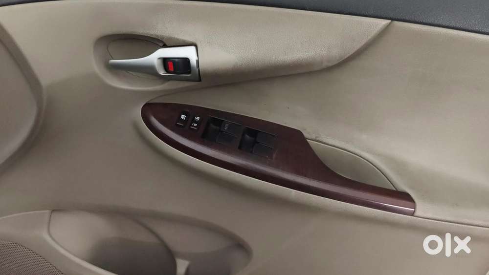 Toyota Corolla Altis 2010-2013 G, 2013, Petrol