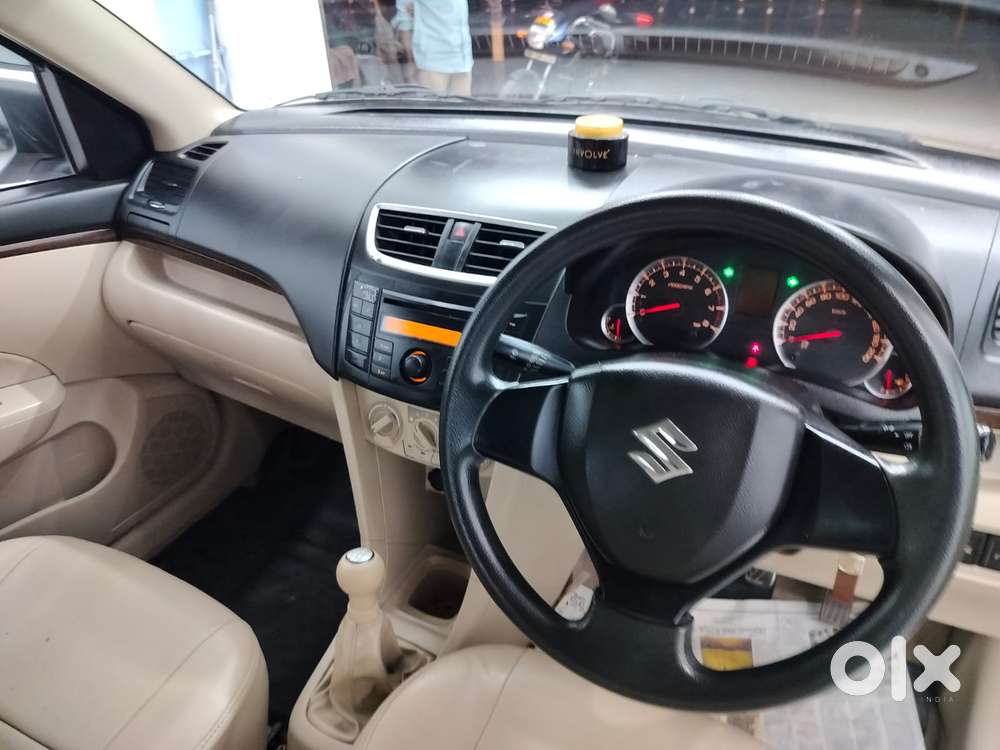 Maruti Suzuki Swift Dzire 1.2 Vxi Bsiv, 2015, Petrol